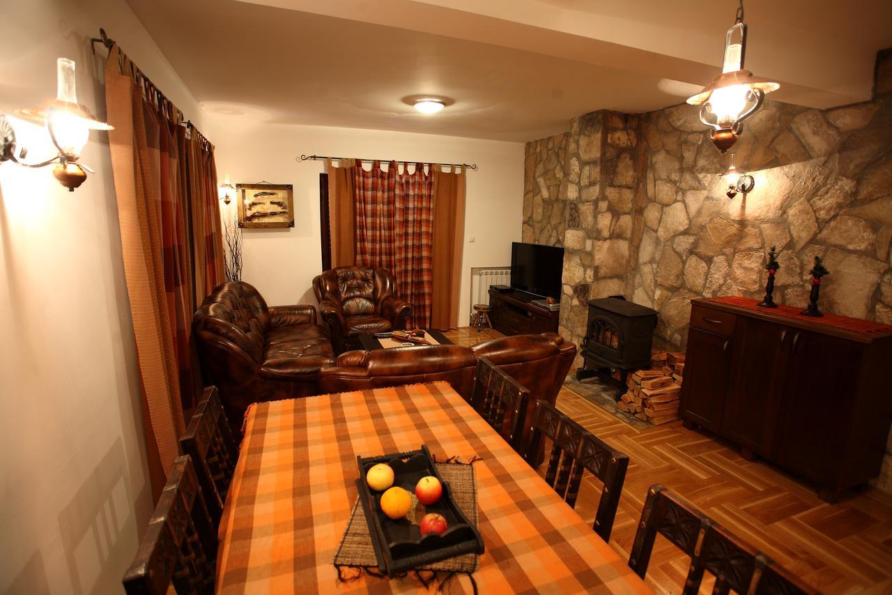 Family Apartments Žabljak Exterior foto